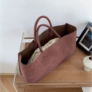 Huskycatshop plush suede bag